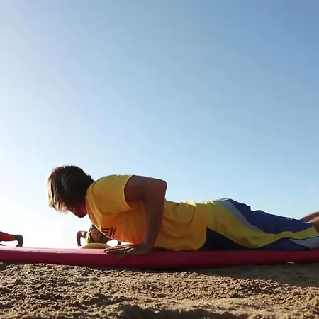 Surf Camp Хостел